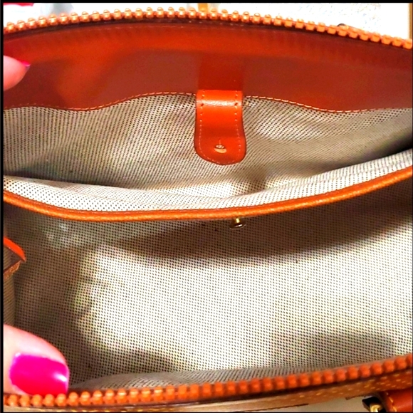 NWOT DOONEY & BOURKE CABRIO LEATHER DOT SHOULDER BAG - Picture 14 of 17